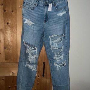 American eagle mom jeans